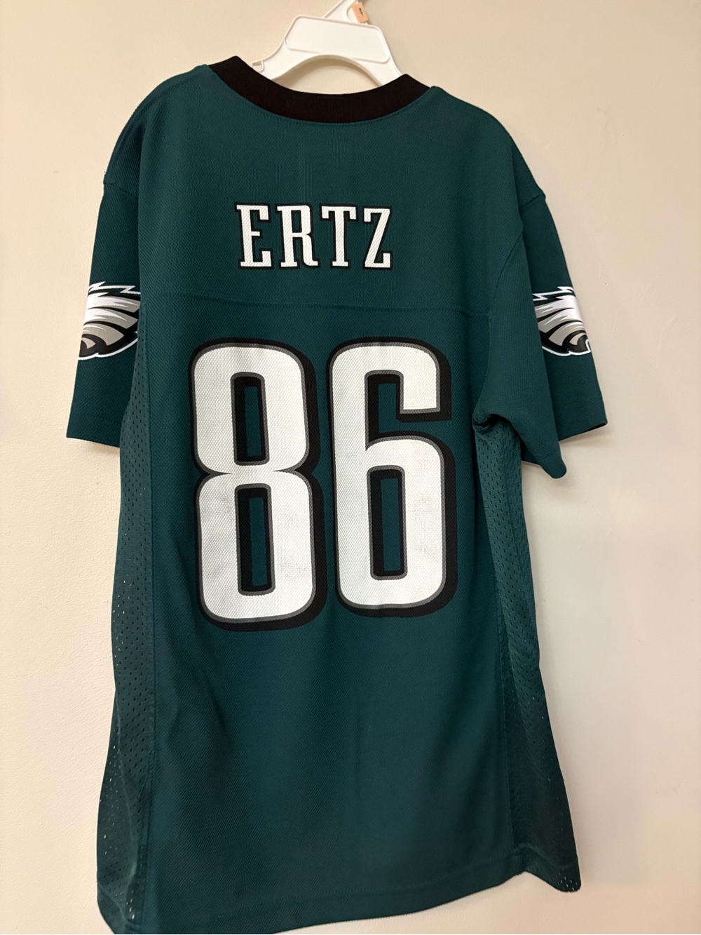 Nike NFL Philadelphia Eagles Zach Ertz green Jersey #86 kid medium football